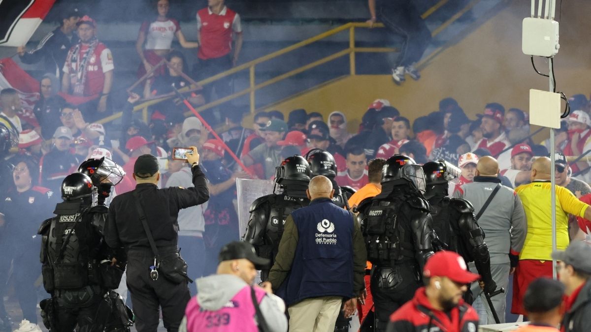 Bogotá impone sanciones a hinchadas tras disturbios en partidos de fútbol